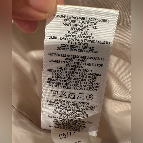 NWOT;RALPH LAUREN❣️
Printed fitted down jacket❣️ - Picture 9 of 13